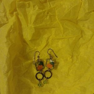 Cute Little Danglee Earrings💚